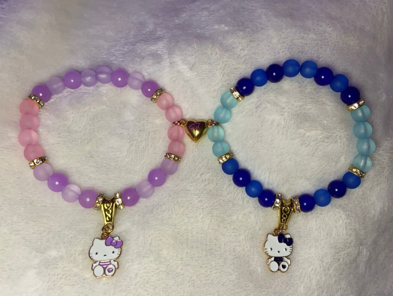 Hello Kitty magnetic heart bracelet