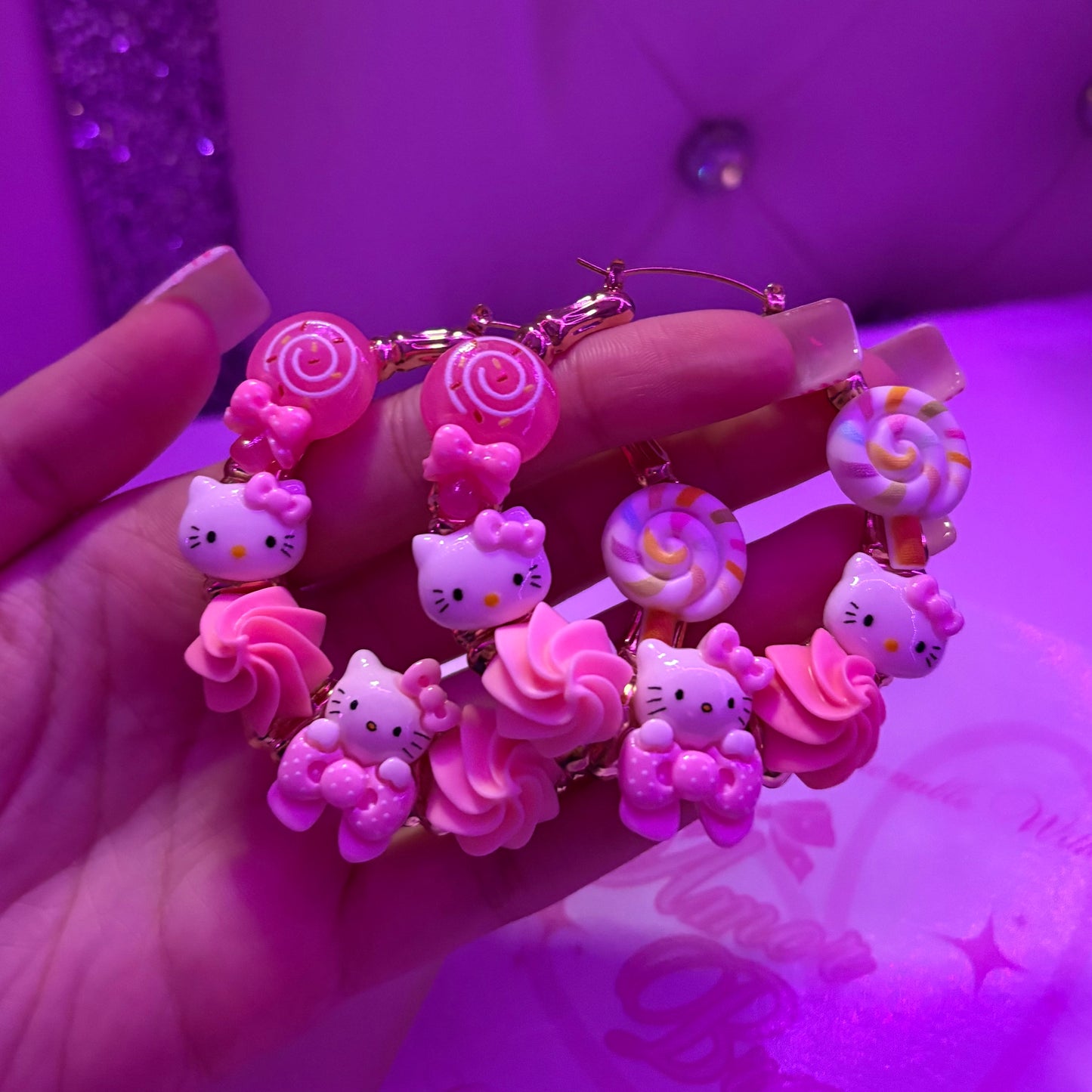 Junky Gold Hello Kitty Earrings