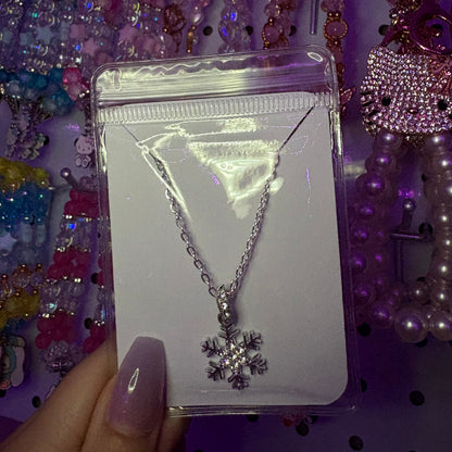 Snowflake necklace