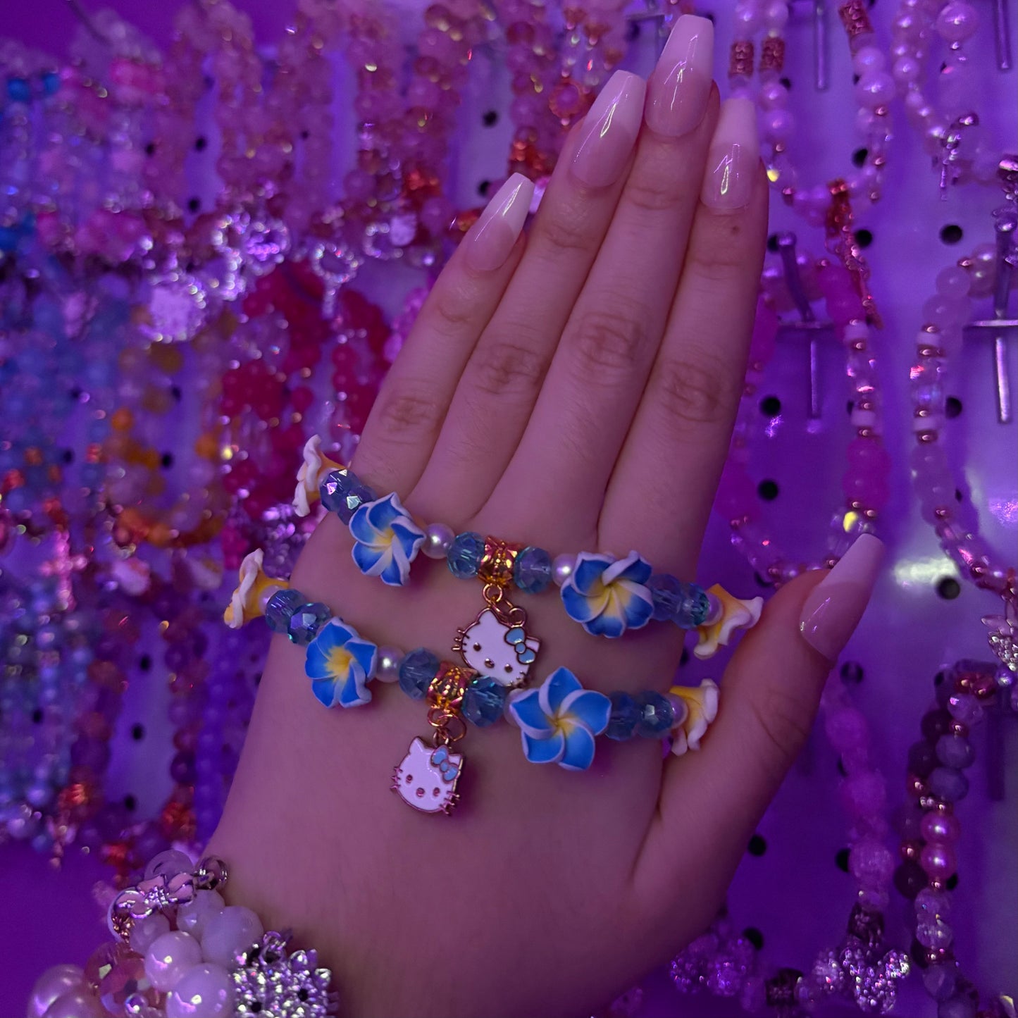 Tropical Flower Pearl Hello Kitty