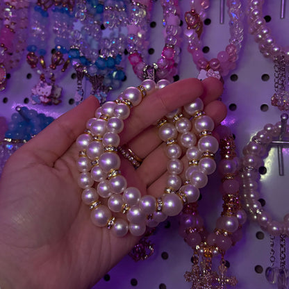 Elegant Pearls
